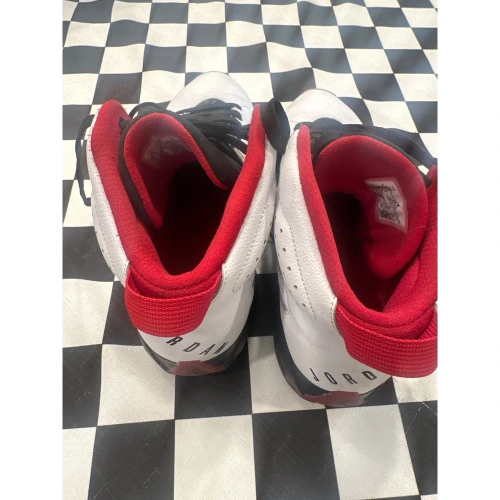 Nike Jordan lift off  Mens White Black University Red Sneakers  US 10 basketball